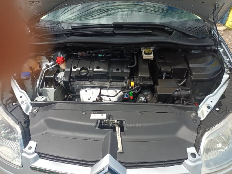 CITROËN - C4 - 2012/2013 - Prata - R$ 32.000,00