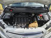 CHEVROLET - ONIX - 2014/2015 - Branca - R$ 42.900,00
