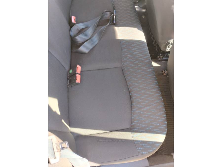 RENAULT - CLIO - 2014/2015 - Preta - R$ 33.000,00