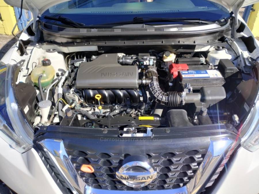 NISSAN - KICKS - 2016/2017 - Branca - R$ 83.000,00