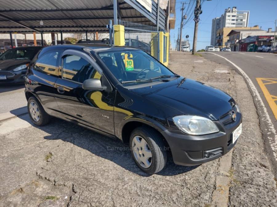 CHEVROLET - CELTA - 2010/2010 - Preta - R$ 21.900,00