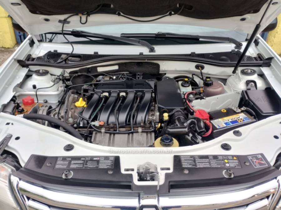 RENAULT - DUSTER - 2014/2015 - Branca - R$ 54.500,00