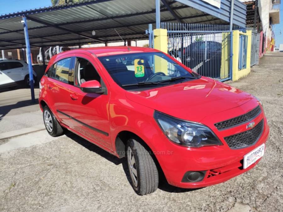CHEVROLET - AGILE - 2012/2013 - Vermelha - R$ 36.900,00