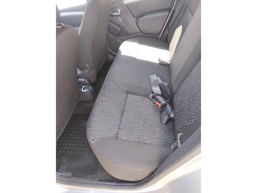 RENAULT - DUSTER - 2017/2018 - Prata - R$ 63.700,00