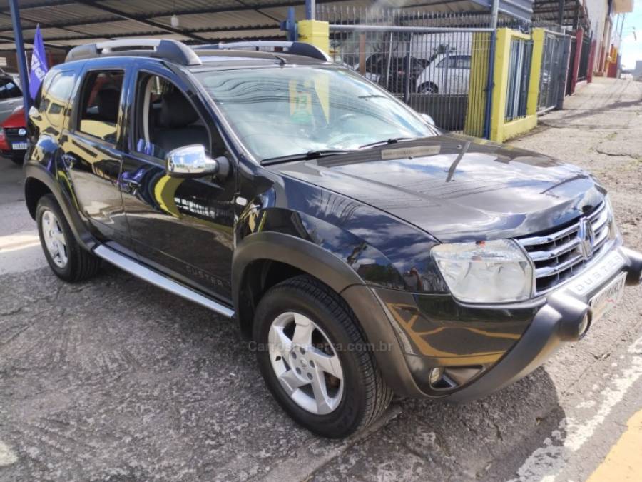 RENAULT - DUSTER - 2012/2013 - Preta - R$ 48.700,00