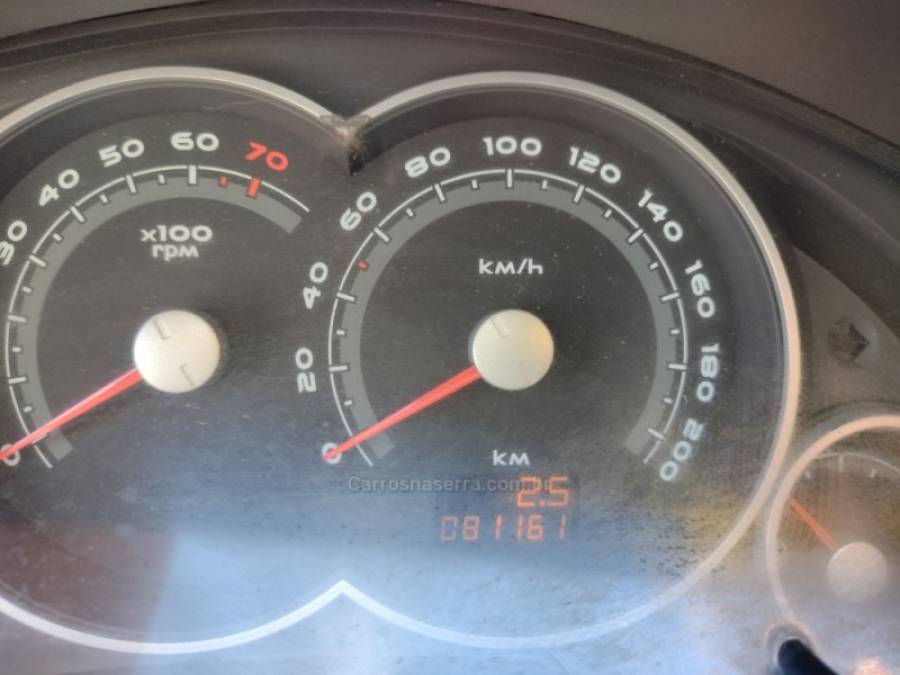 CHEVROLET - PRISMA - 2009/2010 - Prata - R$ 28.900,00