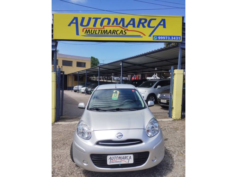 NISSAN - MARCH - 2011/2012 - Prata - R$ 33.500,00