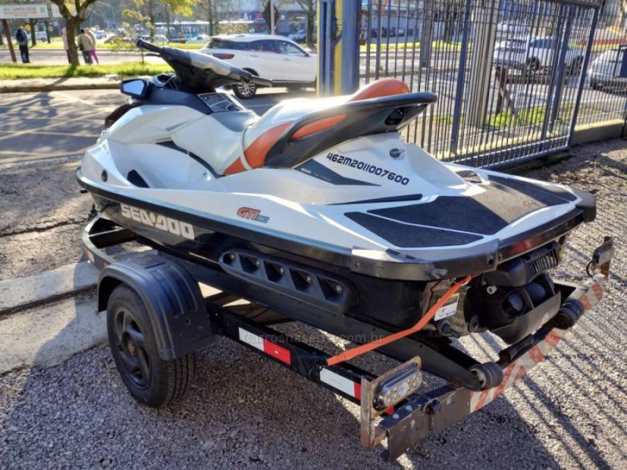 SEADOO - JET SKI - 2011/2011 - Branca - R$ 57.000,00