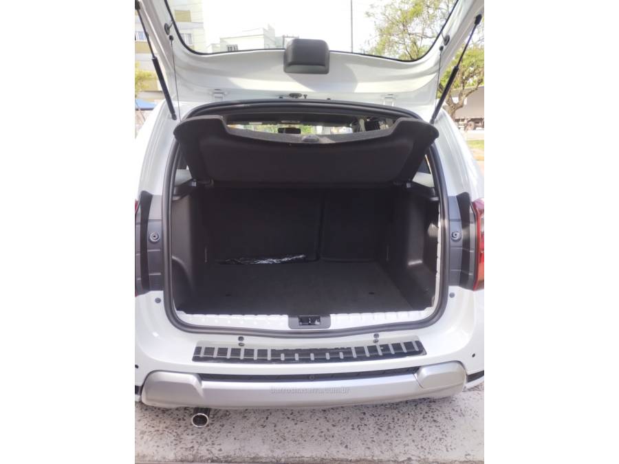 RENAULT - DUSTER - 2016/2017 - Branca - R$ 64.500,00