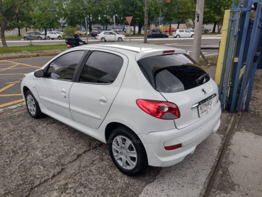 PEUGEOT - 207 - 2011/2012 - Branca - R$ 24.700,00