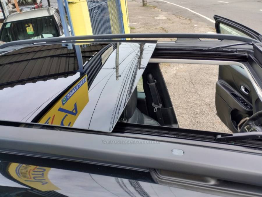 JEEP - RENEGADE - 2015/2016 - Preta - R$ 74.500,00