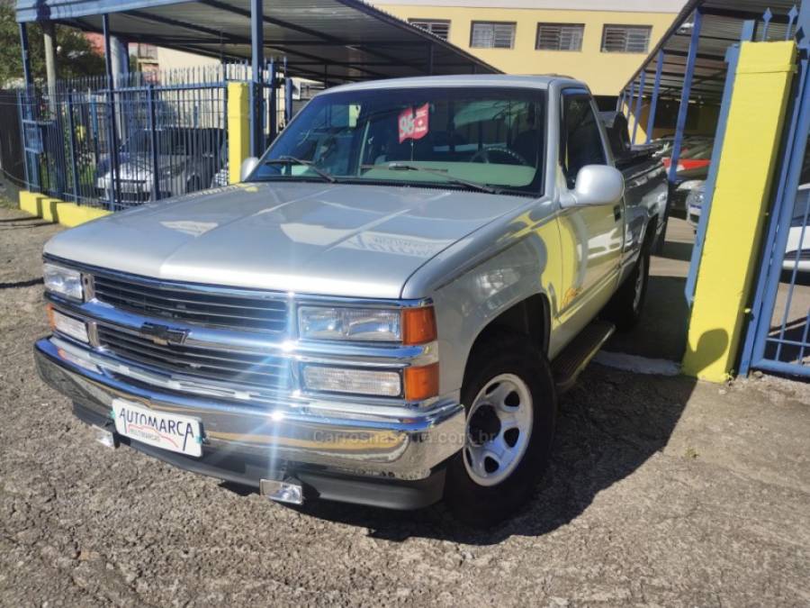 CHEVROLET - SILVERADO - 1998/1999 - Prata - R$ 87.000,00