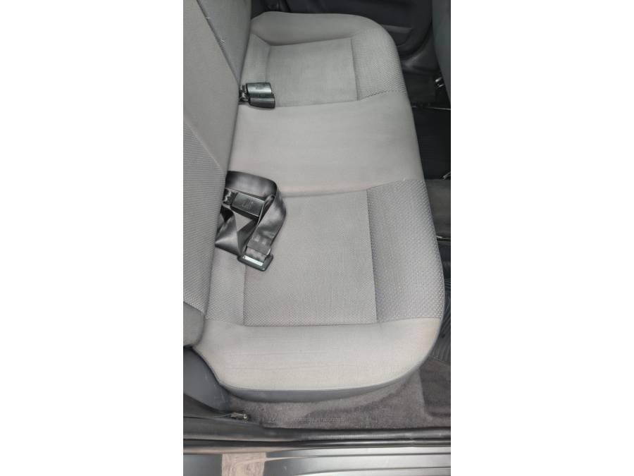 VOLKSWAGEN - VOYAGE - 2010/2011 - Cinza - Sob Consulta