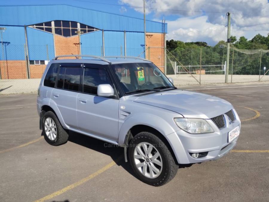 MITSUBISHI - PAJERO TR4 - 2011/2012 - Prata - R$ 62.000,00