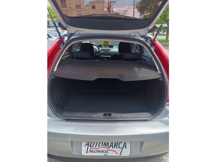 CITROËN - C4 - 2012/2013 - Prata - R$ 32.000,00