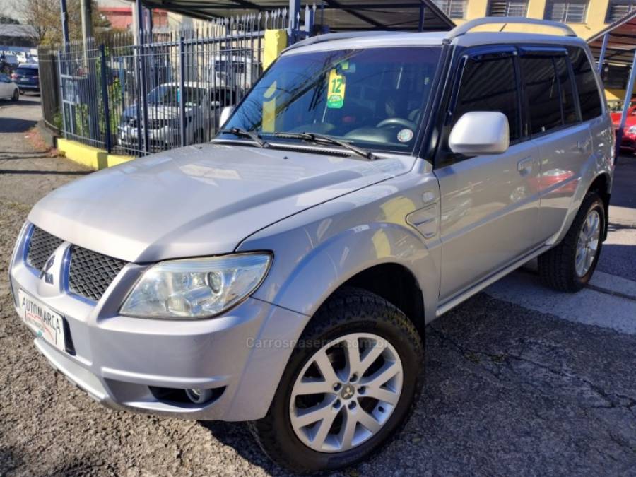 MITSUBISHI - PAJERO TR4 - 2011/2012 - Prata - R$ 65.500,00