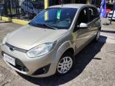 FORD - FIESTA - 2010/2011 - Bege - R$ 32.900,00