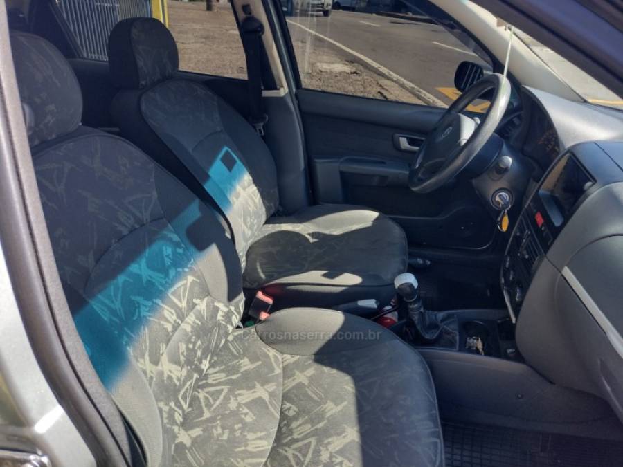 FIAT - PALIO - 2005/2006 - Cinza - Sob Consulta