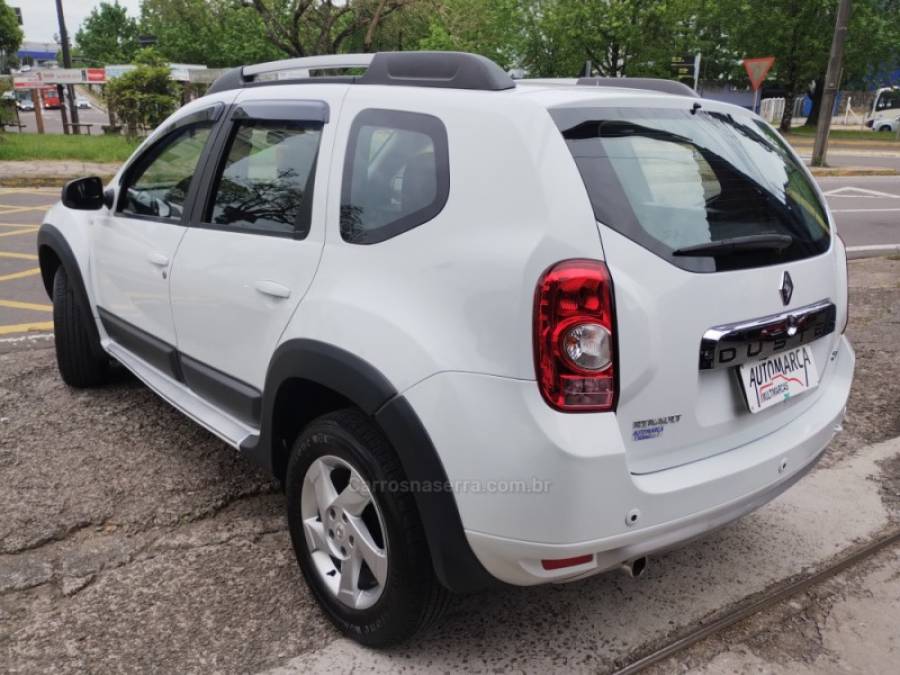 RENAULT - DUSTER - 2014/2015 - Branca - R$ 54.500,00