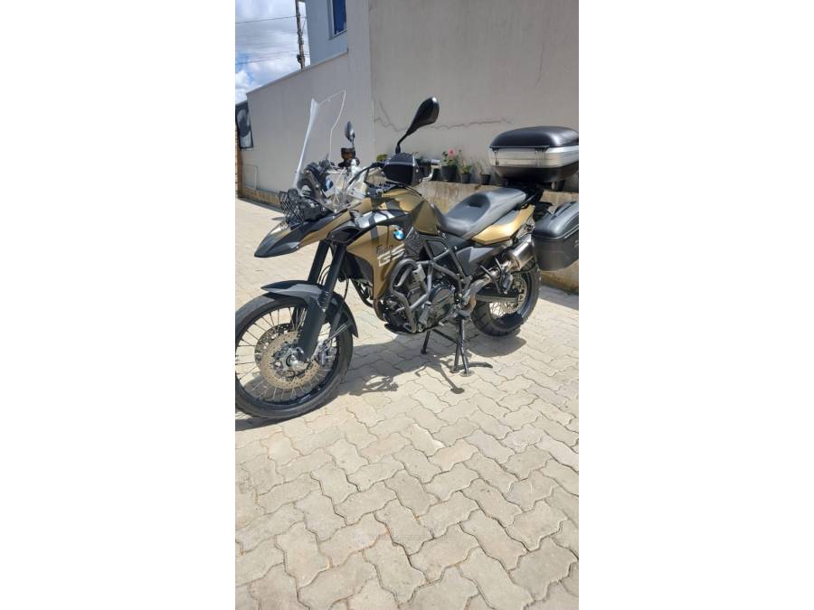 BMW - F 800 - 2013/2013 - Marrom - R$ 45.000,00