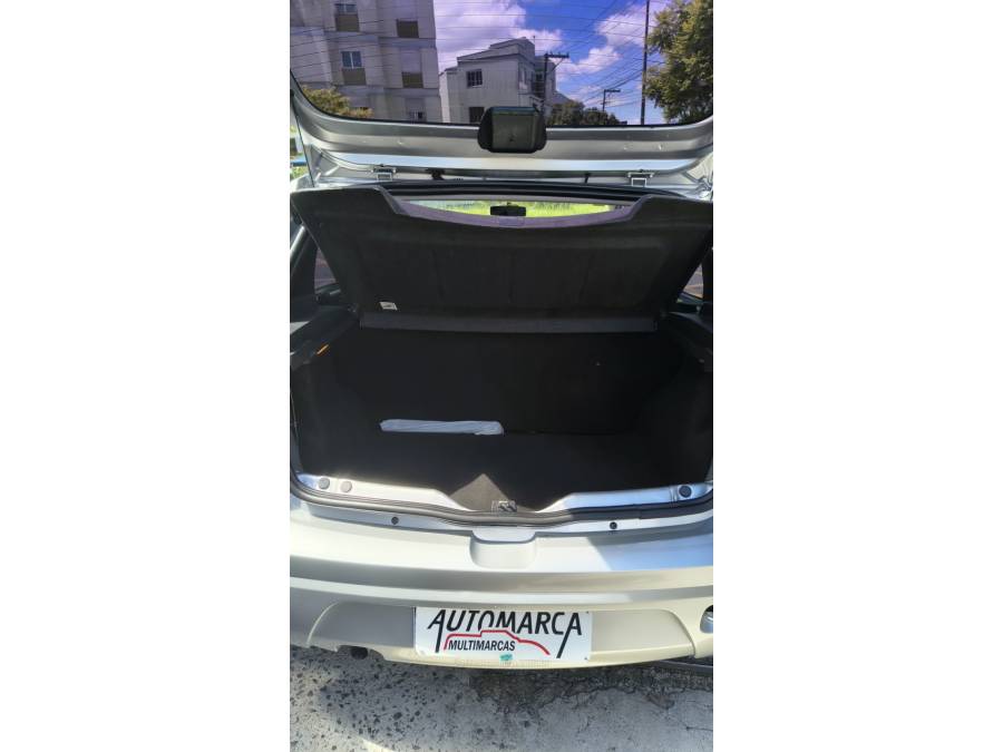 RENAULT - SANDERO - 2012/2013 - Prata - R$ 32.900,00