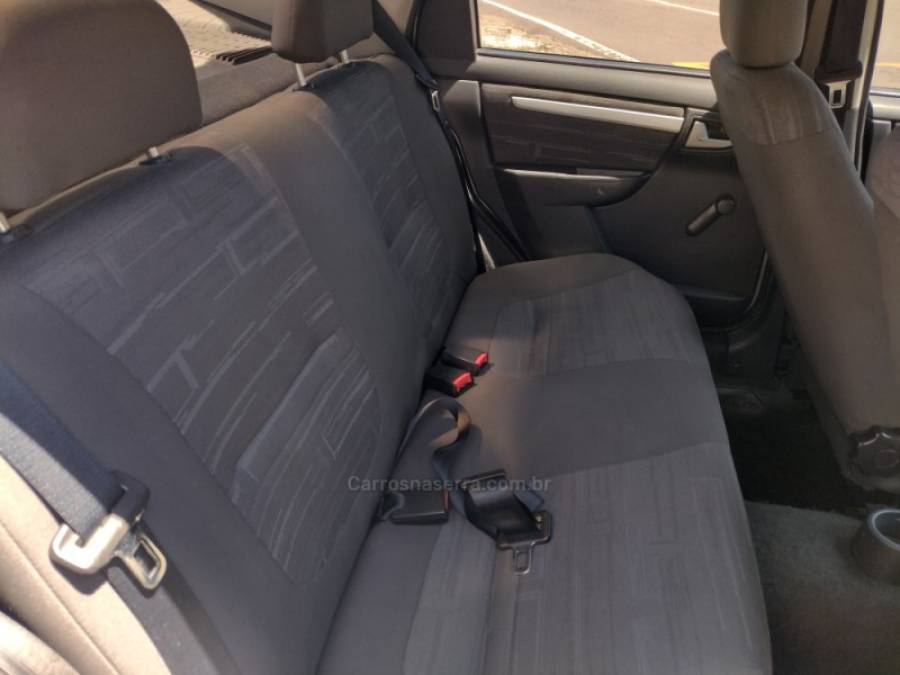CHEVROLET - PRISMA - 2009/2010 - Prata - R$ 28.900,00