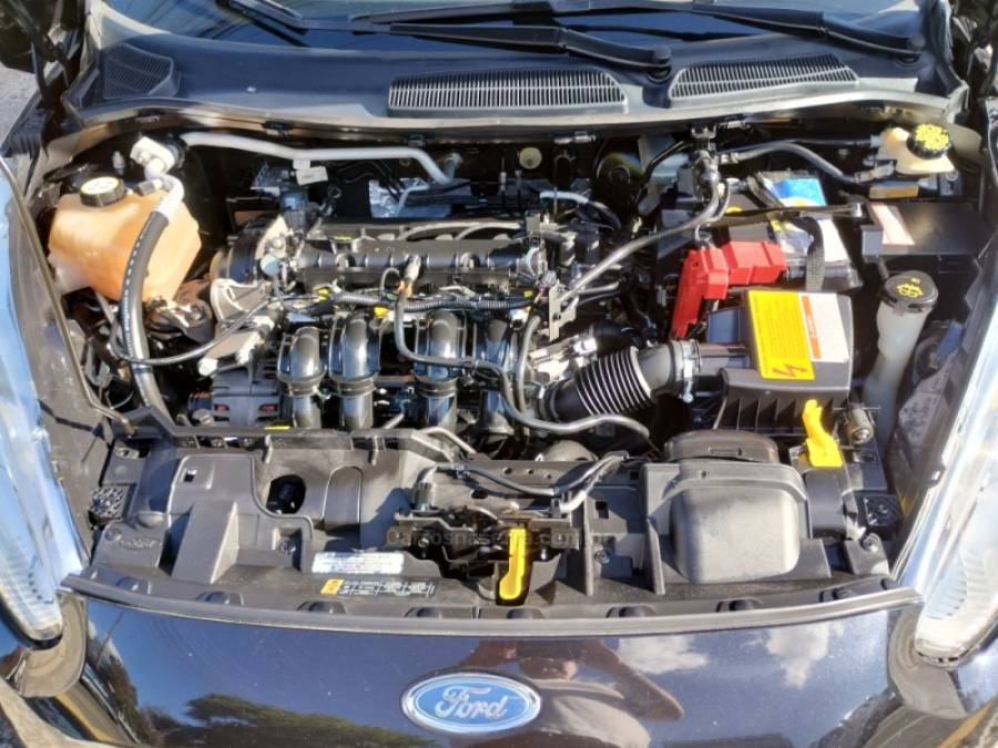 FORD - FIESTA - 2013/2014 - Preta - R$ 44.800,00