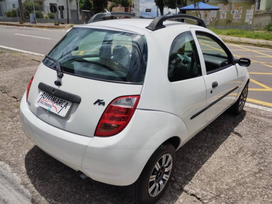 FORD - KA - 2004/2004 - Branca - Sob Consulta