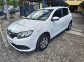 RENAULT - SANDERO - 2016/2017 - Branca - R$ 45.900,00