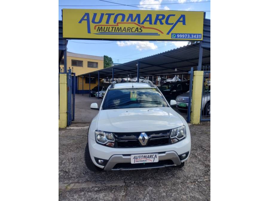 RENAULT - DUSTER - 2016/2017 - Branca - R$ 64.500,00