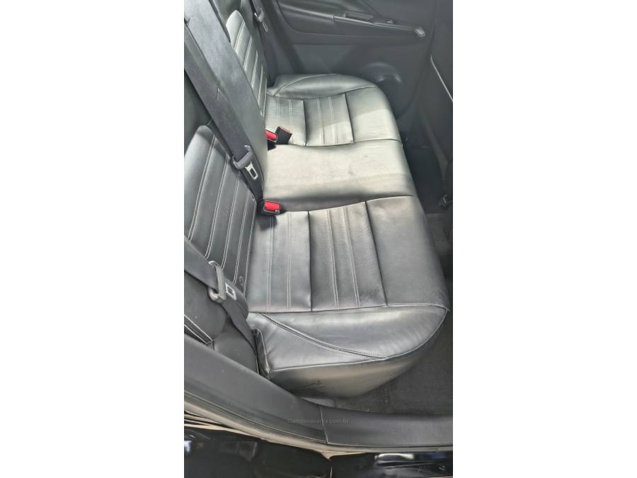 NISSAN - KICKS - 2016/2017 - Preta - Sob Consulta