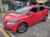 CHEVROLET - ONIX - 2015/2016 - Vermelha - R$ 51.800,00