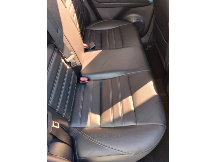 NISSAN - KICKS - 2016/2017 - Branca - R$ 83.000,00