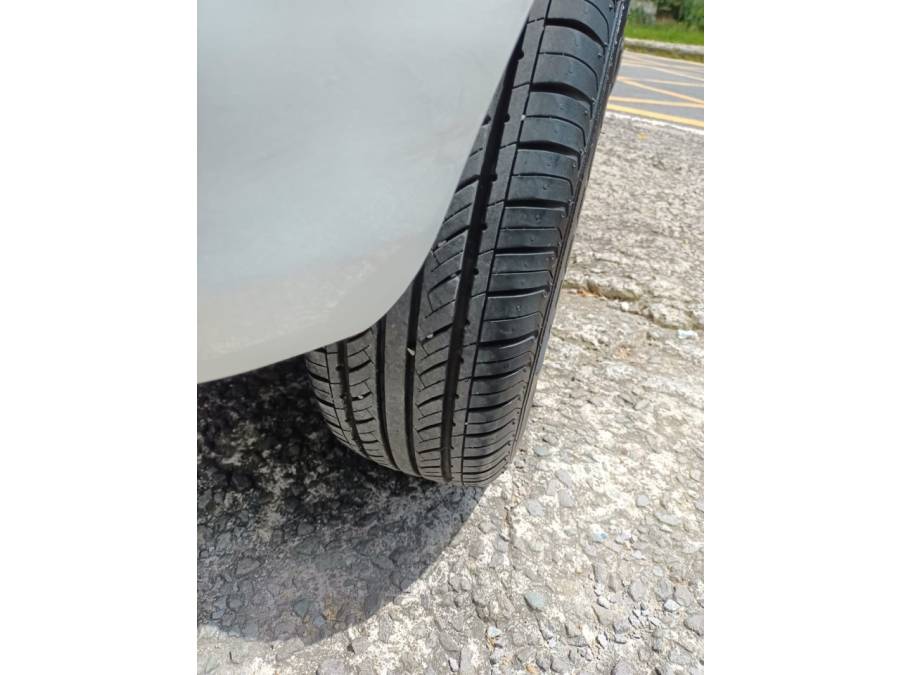 CHEVROLET - CELTA - 2013/2014 - Branca - R$ 33.500,00