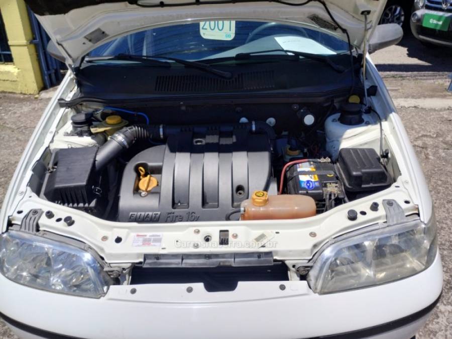 FIAT - PALIO - 2000/2001 - Branca - R$ 15.500,00