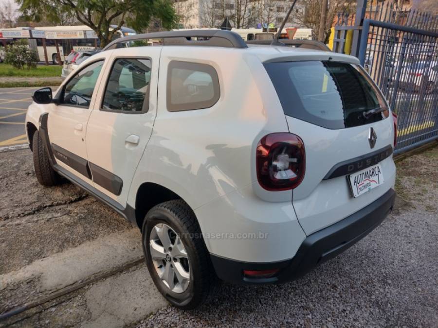 RENAULT - DUSTER - 2021/2022 - Branca - R$ 89.900,00