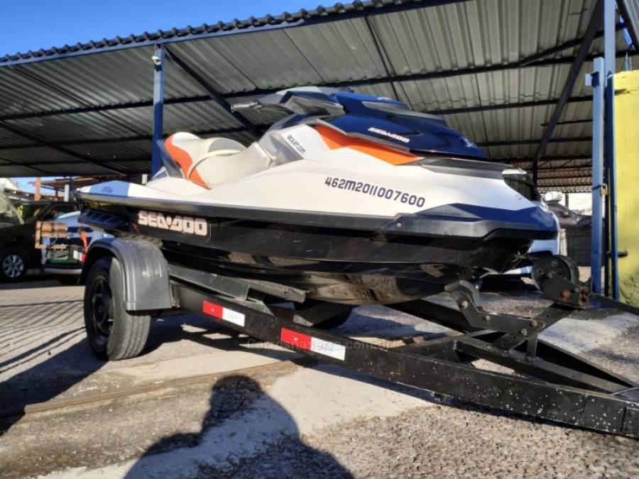 SEADOO - JET SKI - 2011/2011 - Branca - R$ 57.000,00