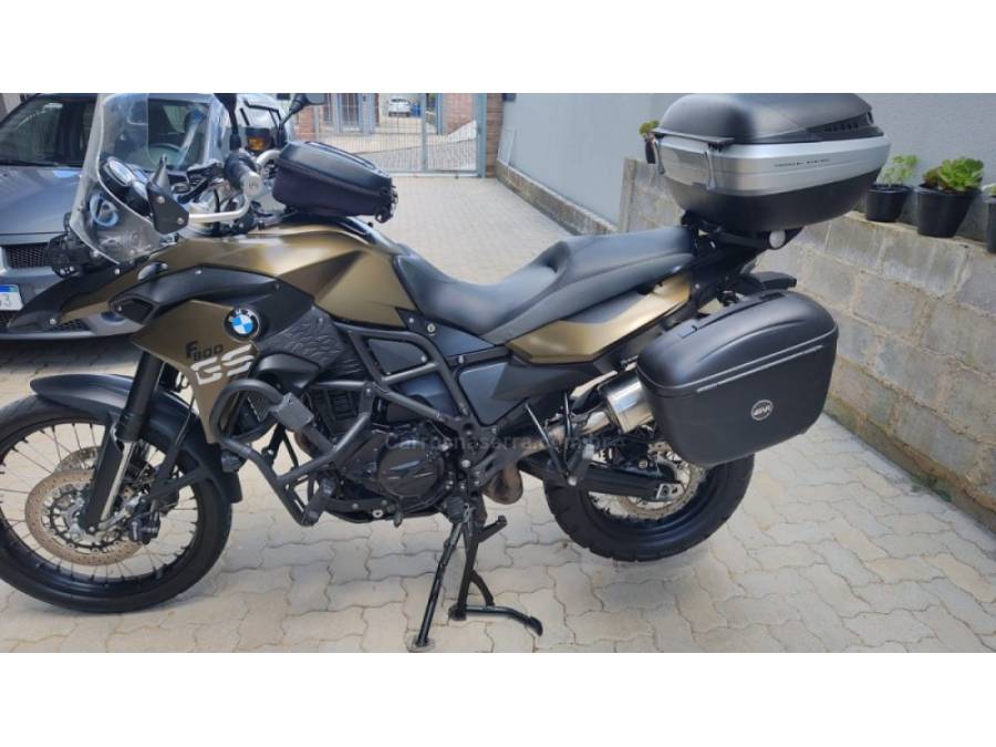 BMW - F 800 - 2013/2013 - Marrom - R$ 45.000,00