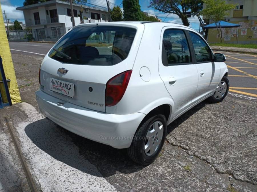 CHEVROLET - CELTA - 2013/2014 - Branca - R$ 33.500,00