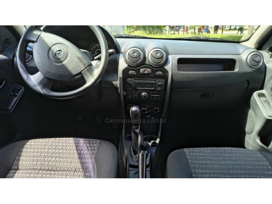 RENAULT - SANDERO - 2012/2013 - Prata - R$ 32.900,00