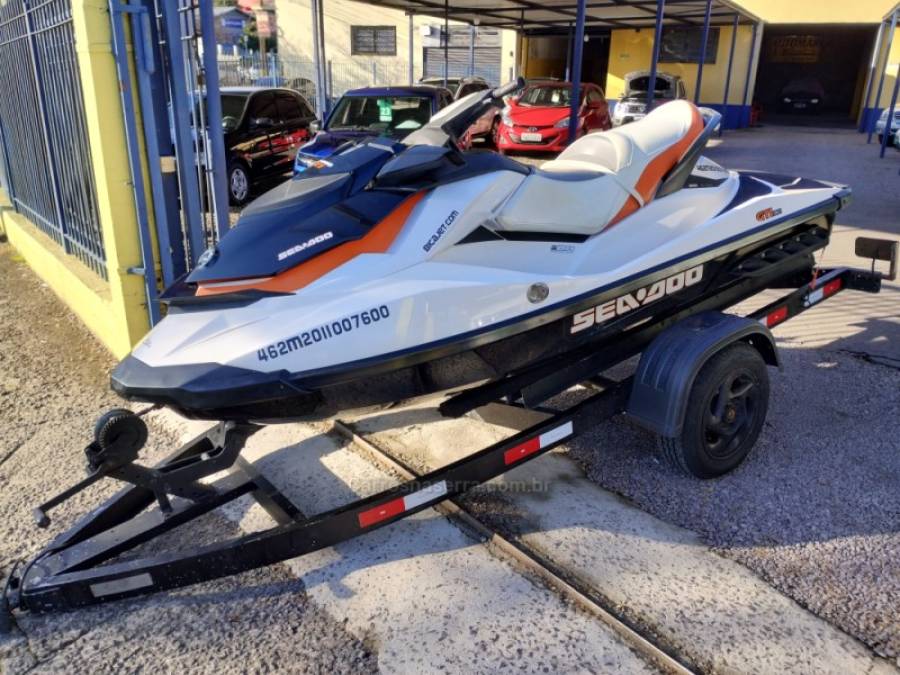 SEADOO - JET SKI - 2011/2011 - Branca - R$ 57.000,00