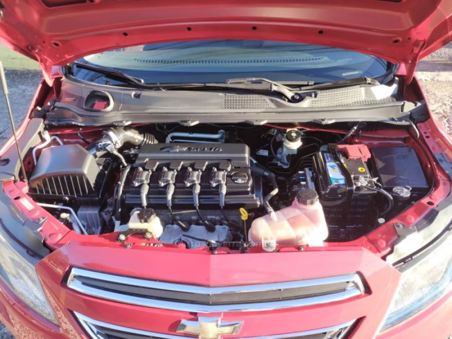 CHEVROLET - ONIX - 2014/2014 - Vermelha - R$ 44.500,00