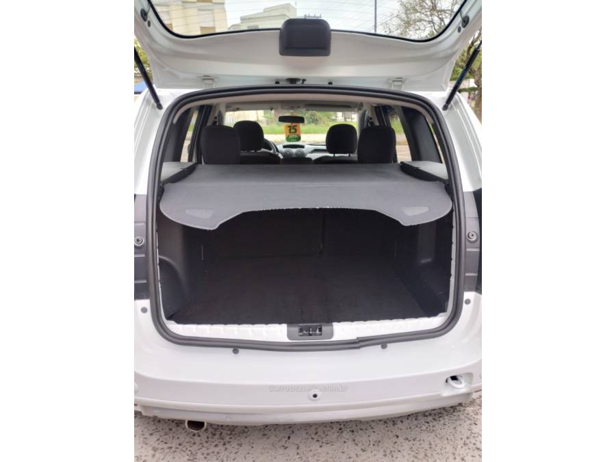 RENAULT - DUSTER - 2014/2015 - Branca - R$ 54.500,00
