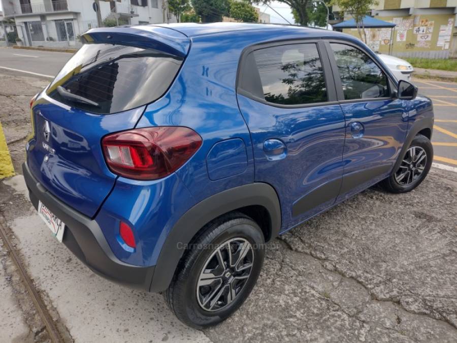 RENAULT - KWID - 2022/2023 - Azul - R$ 58.900,00