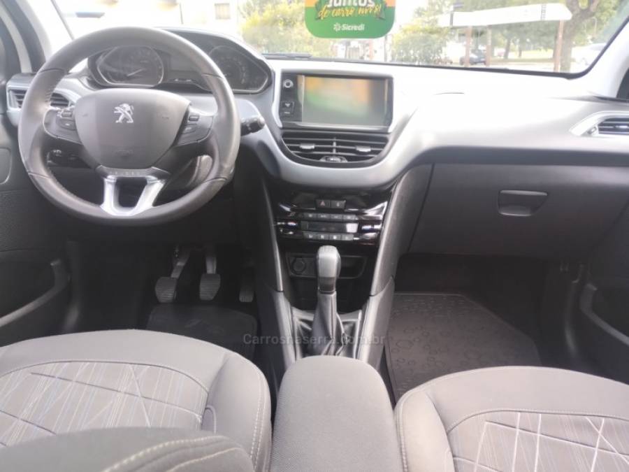 PEUGEOT - 208 - 2013/2014 - Branca - R$ 48.900,00