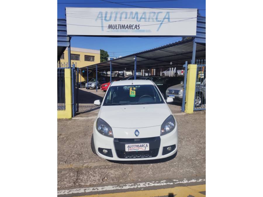 RENAULT - SANDERO - 2013/2014 - Branca - R$ 33.900,00