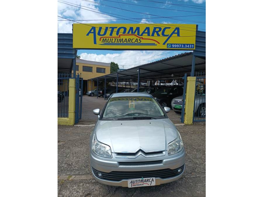 CITROËN - C4 - 2012/2013 - Prata - R$ 32.000,00