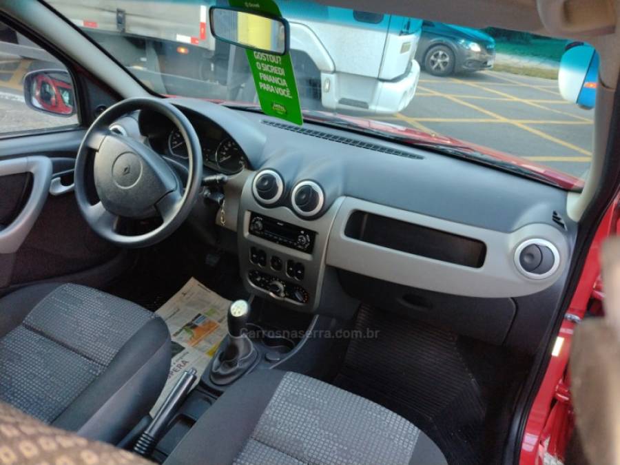 RENAULT - SANDERO - 2010/2011 - Vermelha - R$ 29.900,00
