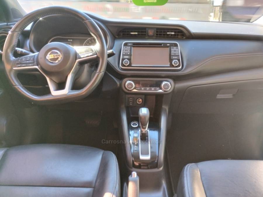 NISSAN - KICKS - 2016/2017 - Branca - R$ 83.000,00