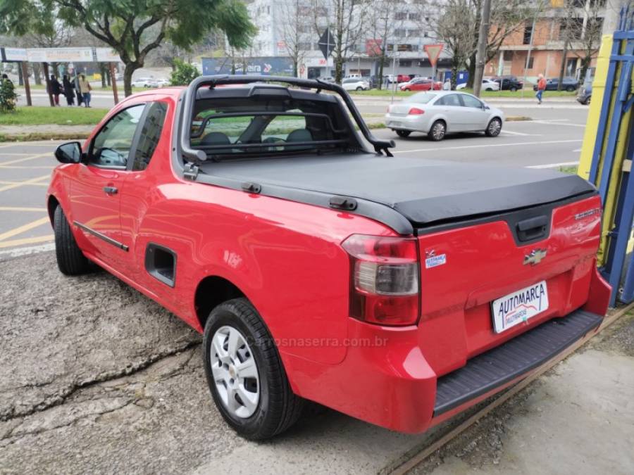 CHEVROLET - MONTANA - 2012/2013 - Vermelha - R$ 40.900,00